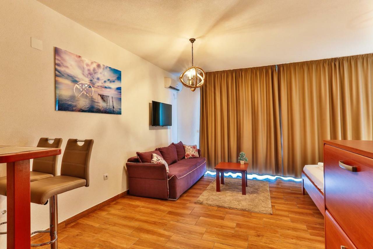 Luna Apartmani Сутоморе Экстерьер фото